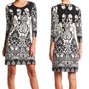 Papillon Black & White Sweater Dress size Medium